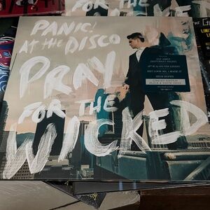 Panic! At The Disco - Pray for the Wicked SEALED Vinyl limited Ed black & white